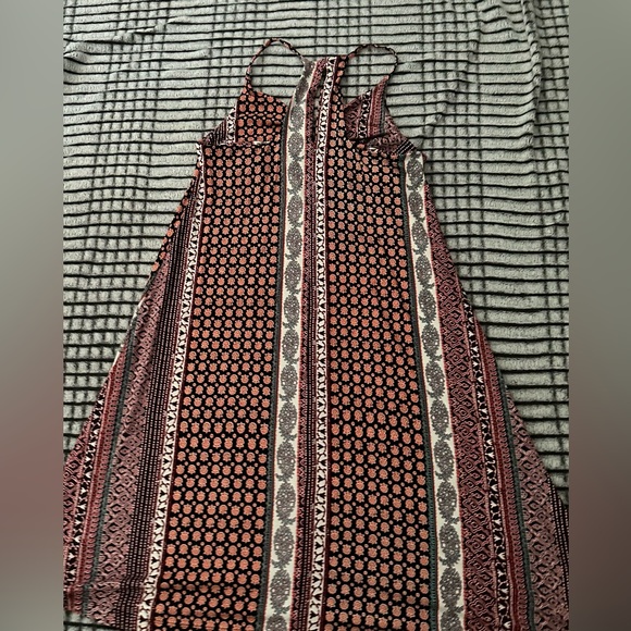 Black and orange flowing dress with built in bra - Picture 2 of 5